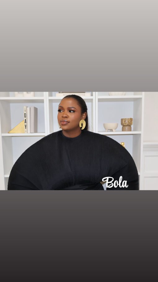 Bola